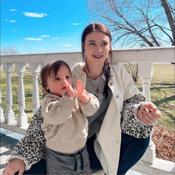 Meet your Posher, Alysha - Picture 1 of 1